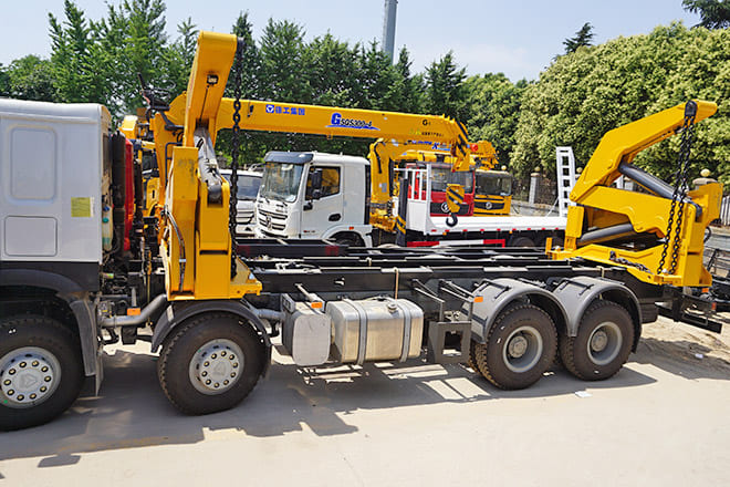 XCMG 20Ft Container Side Lift Truck for Sale in Guyana - Контейнеровоз/ Змінний кузов вантажівка: фото 3 XCMG 20Ft Container Side Lift Truck for Sale in Guyana - Контейнеровоз/ Змінний кузов вантажівка: фото 3