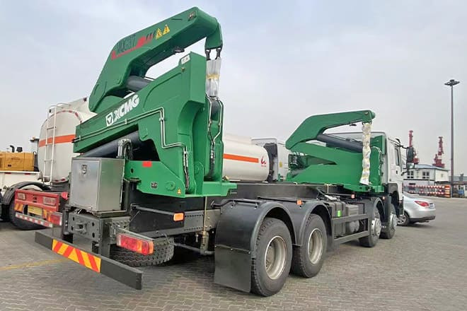 XCMG 20Ft Container Side Loader Truck for Sale in Tanzania - Контейнеровоз/ Змінний кузов вантажівка: фото 1 XCMG 20Ft Container Side Loader Truck for Sale in Tanzania - Контейнеровоз/ Змінний кузов вантажівка: фото 1
