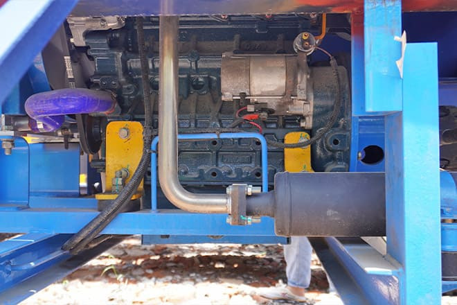 XCMG 37 Ton Side Lifter Truck for Sale in Angola - Контейнеровоз/ Змінний кузов вантажівка: фото 4 XCMG 37 Ton Side Lifter Truck for Sale in Angola - Контейнеровоз/ Змінний кузов вантажівка: фото 4