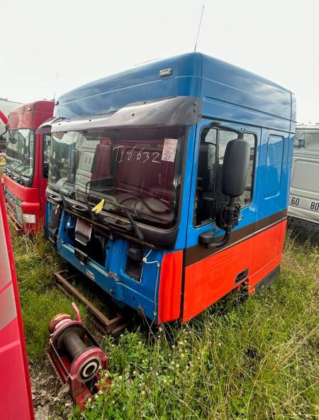 DAF DAF XF105-410 Bleue - Кабіна в категорії Вантажівки: фото 1 DAF DAF XF105-410 Bleue - Кабіна в категорії Вантажівки: фото 1