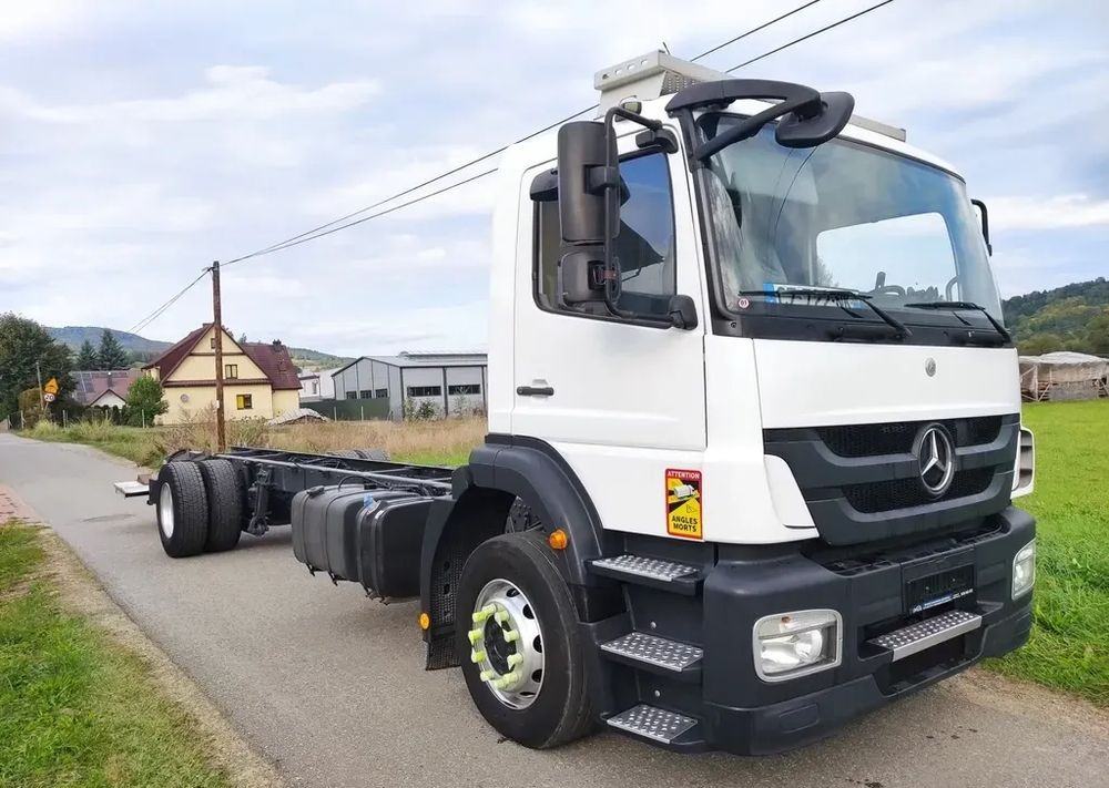 Mercedes-Benz AXOR 1829 rama do zabudowy blokada mostu - Вантажівка шасі: фото 3 Mercedes-Benz AXOR 1829 rama do zabudowy blokada mostu - Вантажівка шасі: фото 3