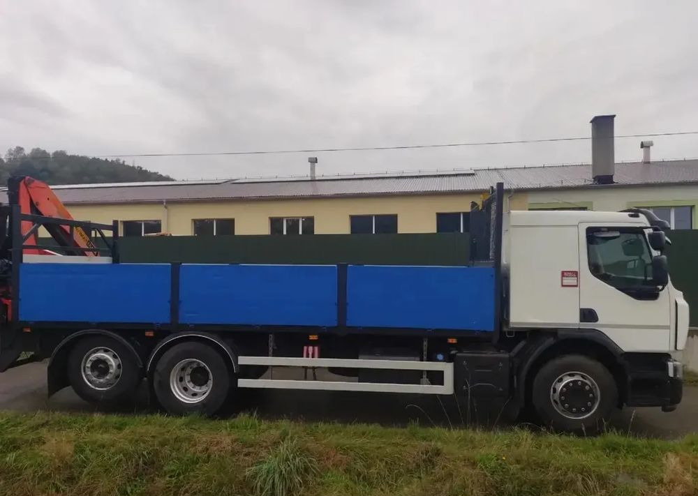 Renault D 26.320 6x2 podwozie do zabudowy - Вантажівка шасі: фото 4 Renault D 26.320 6x2 podwozie do zabudowy - Вантажівка шасі: фото 4