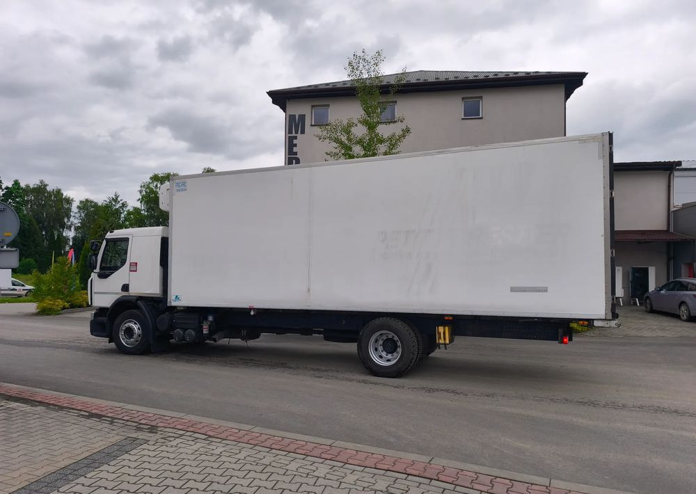 Renault GAMA D 18.320 chłodnia izoterma 18 palet sypialka - Рефрижератор вантажівка: фото 4 Renault GAMA D 18.320 chłodnia izoterma 18 palet sypialka - Рефрижератор вантажівка: фото 4