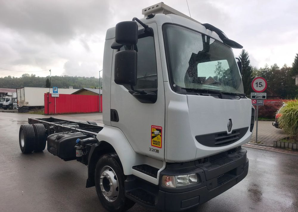 Renault Midlum 220.14 220.16 rama do zabudowy poduszka - Вантажівка шасі: фото 2 Renault Midlum 220.14 220.16 rama do zabudowy poduszka - Вантажівка шасі: фото 2