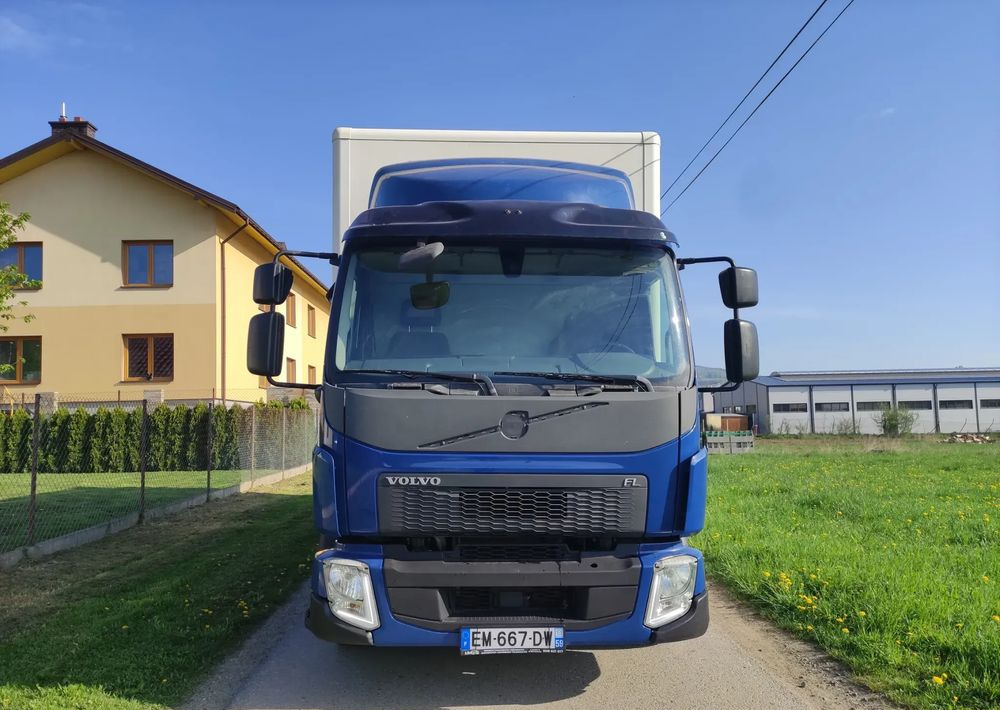 Volvo FL 12.240 klima blokada kontener 18 pal kurierka - Вантажівка з закритим кузовом: фото 4 Volvo FL 12.240 klima blokada kontener 18 pal kurierka - Вантажівка з закритим кузовом: фото 4
