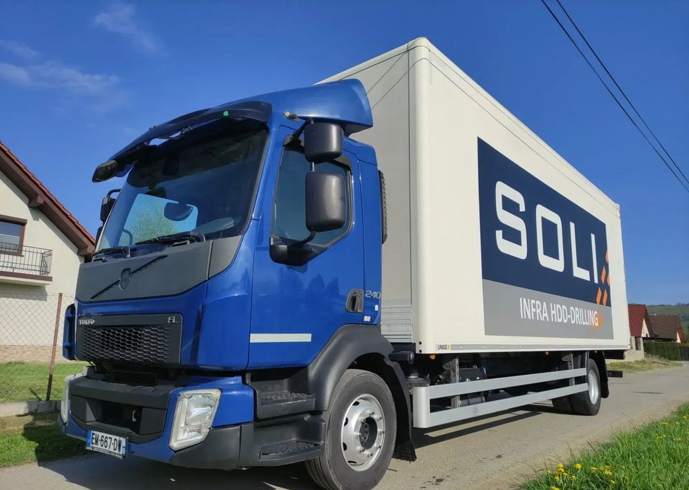 Volvo FL 12.240 klima blokada kontener 18 pal kurierka - Вантажівка з закритим кузовом: фото 1 Volvo FL 12.240 klima blokada kontener 18 pal kurierka - Вантажівка з закритим кузовом: фото 1