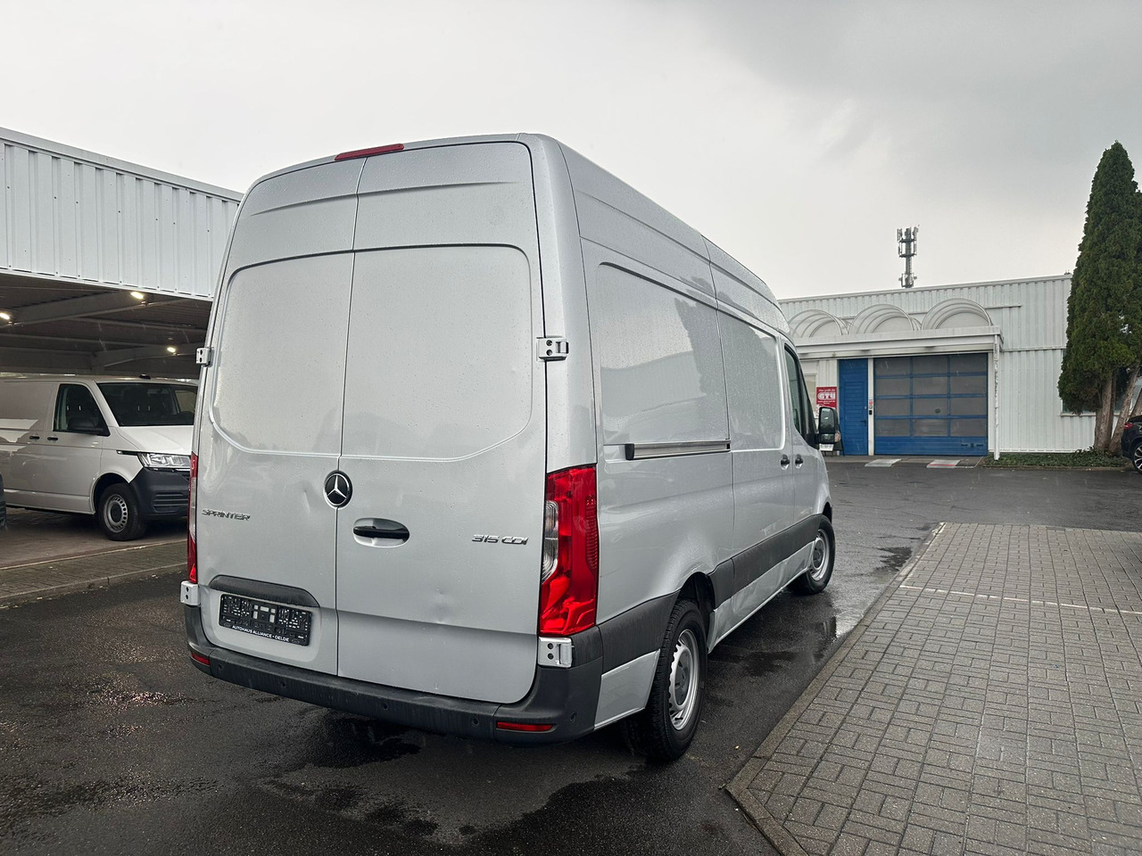 MERCEDES-BENZ Sprinter - Суцільнометалевий фургон: фото 4 MERCEDES-BENZ Sprinter - Суцільнометалевий фургон: фото 4