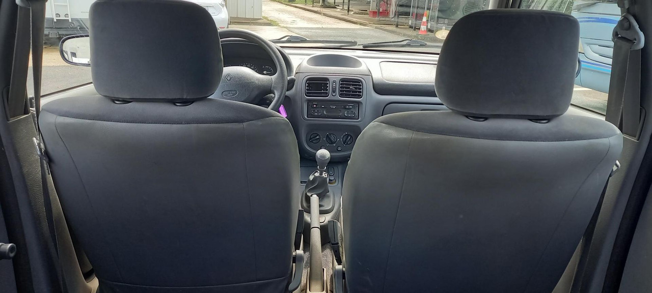 CLIO SANS CONTROLE TECHNIQUE - Легковий автомобіль: фото 3 CLIO SANS CONTROLE TECHNIQUE - Легковий автомобіль: фото 3