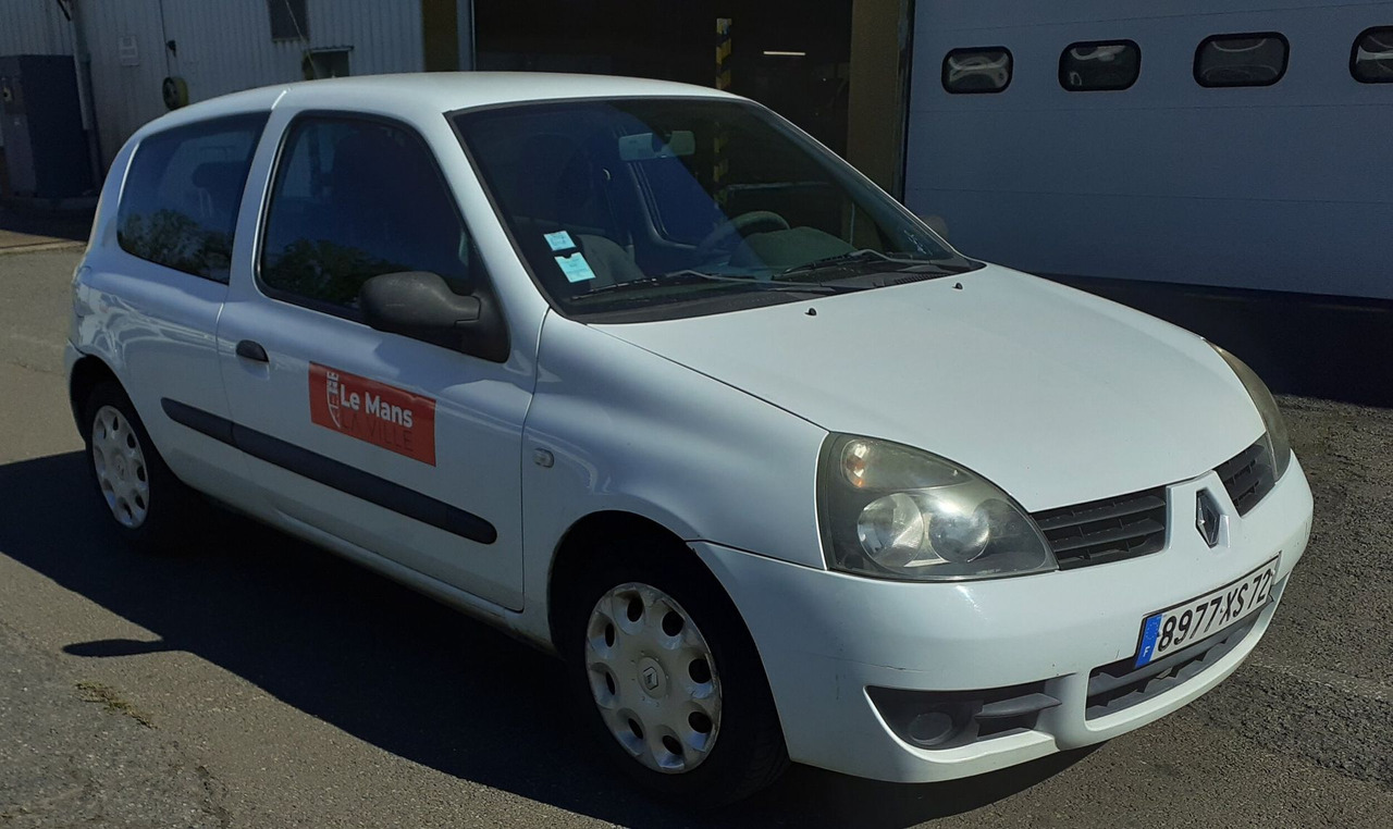 /!\ RESERVÉE AUX PROFESSIONNELS DE L'AUTOMOBILE UNIQUEMENT ! - Легковий автомобіль: фото 2 /!\ RESERVÉE AUX PROFESSIONNELS DE L'AUTOMOBILE UNIQUEMENT ! - Легковий автомобіль: фото 2