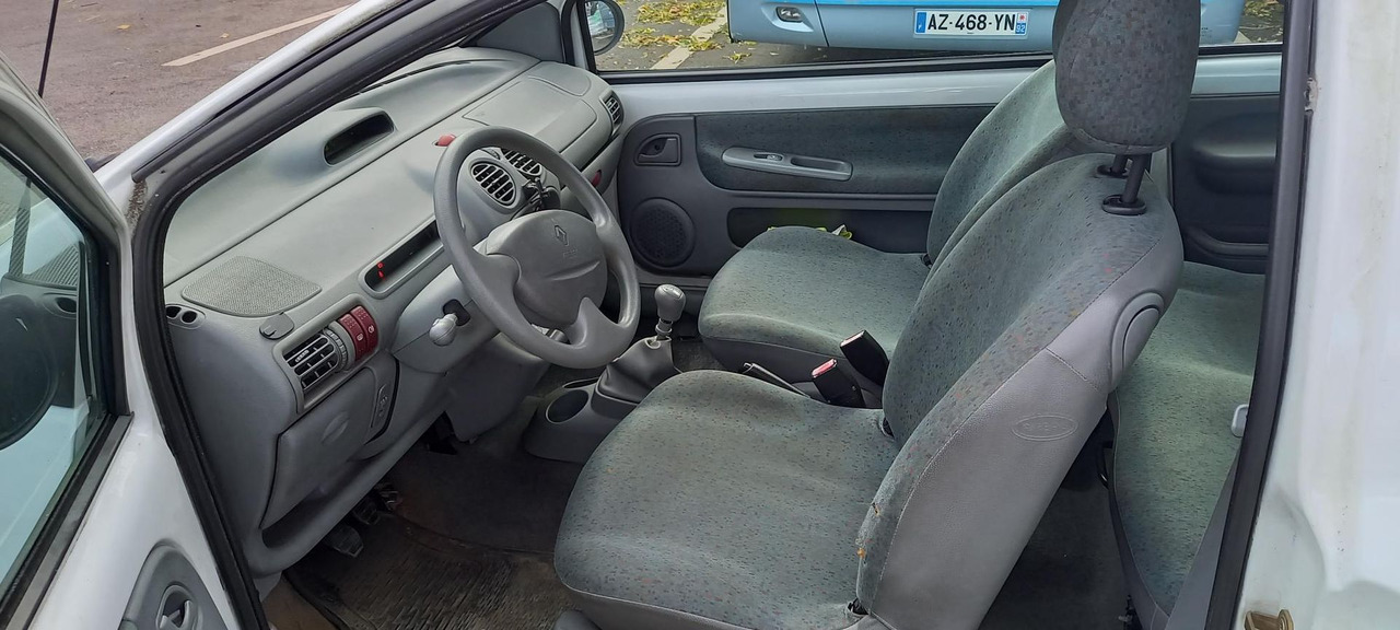 TWINGO ESSENCE (267) - Легковий автомобіль: фото 3 TWINGO ESSENCE (267) - Легковий автомобіль: фото 3