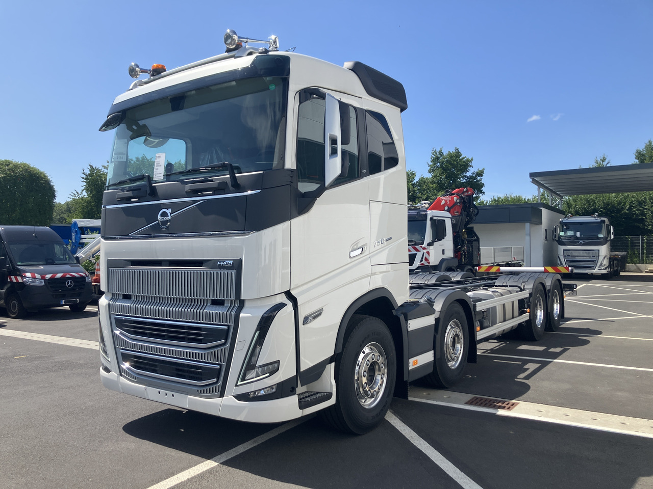 VOLVO FH16 750 8x4 Chassis - Вантажівка шасі: фото 5 VOLVO FH16 750 8x4 Chassis - Вантажівка шасі: фото 5