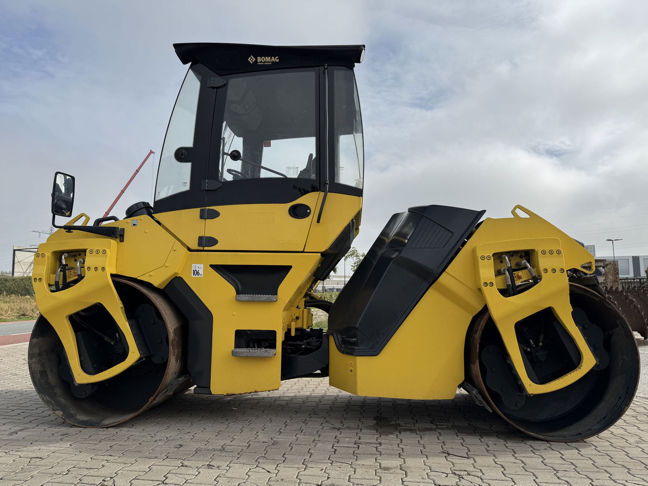 Bomag BW 151 AD-5 - Дорожній каток: фото 5 Bomag BW 151 AD-5 - Дорожній каток: фото 5