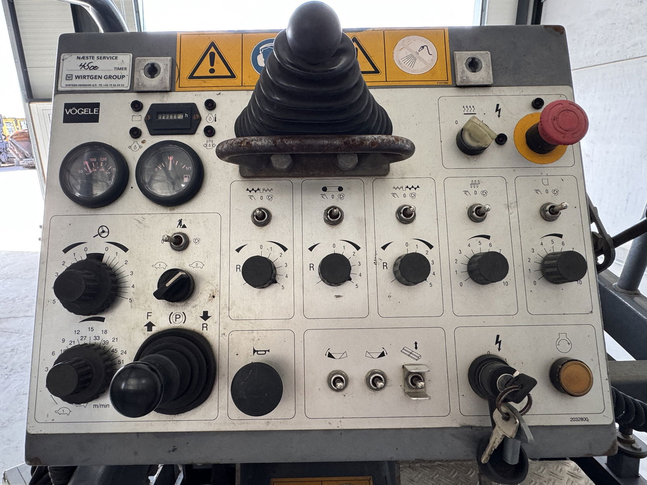 Vögele Super 800 - Асфальтоукладач: фото 4 Vögele Super 800 - Асфальтоукладач: фото 4