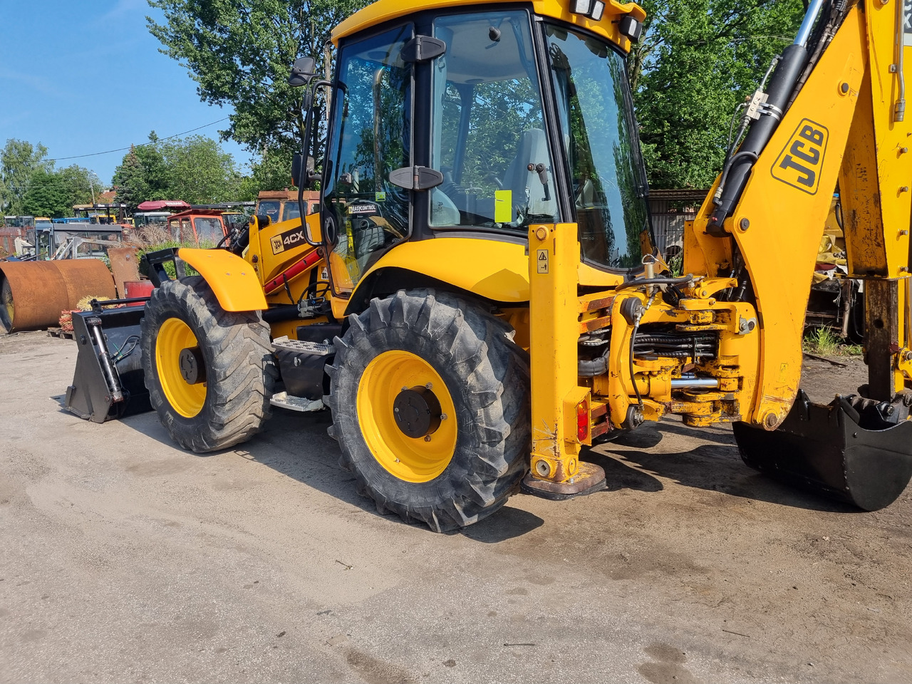 JCB 4CX - Екскаватор-навантажувач: фото 2 JCB 4CX - Екскаватор-навантажувач: фото 2