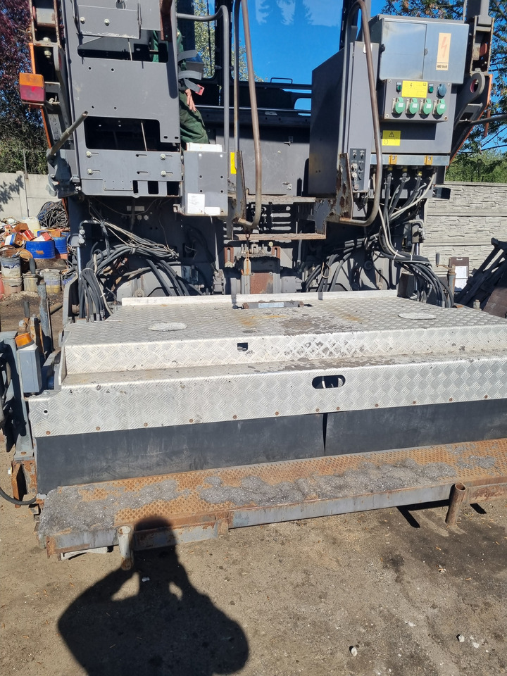 VOLVO TITAN 6870 - Асфальтоукладач: фото 1 VOLVO TITAN 6870 - Асфальтоукладач: фото 1