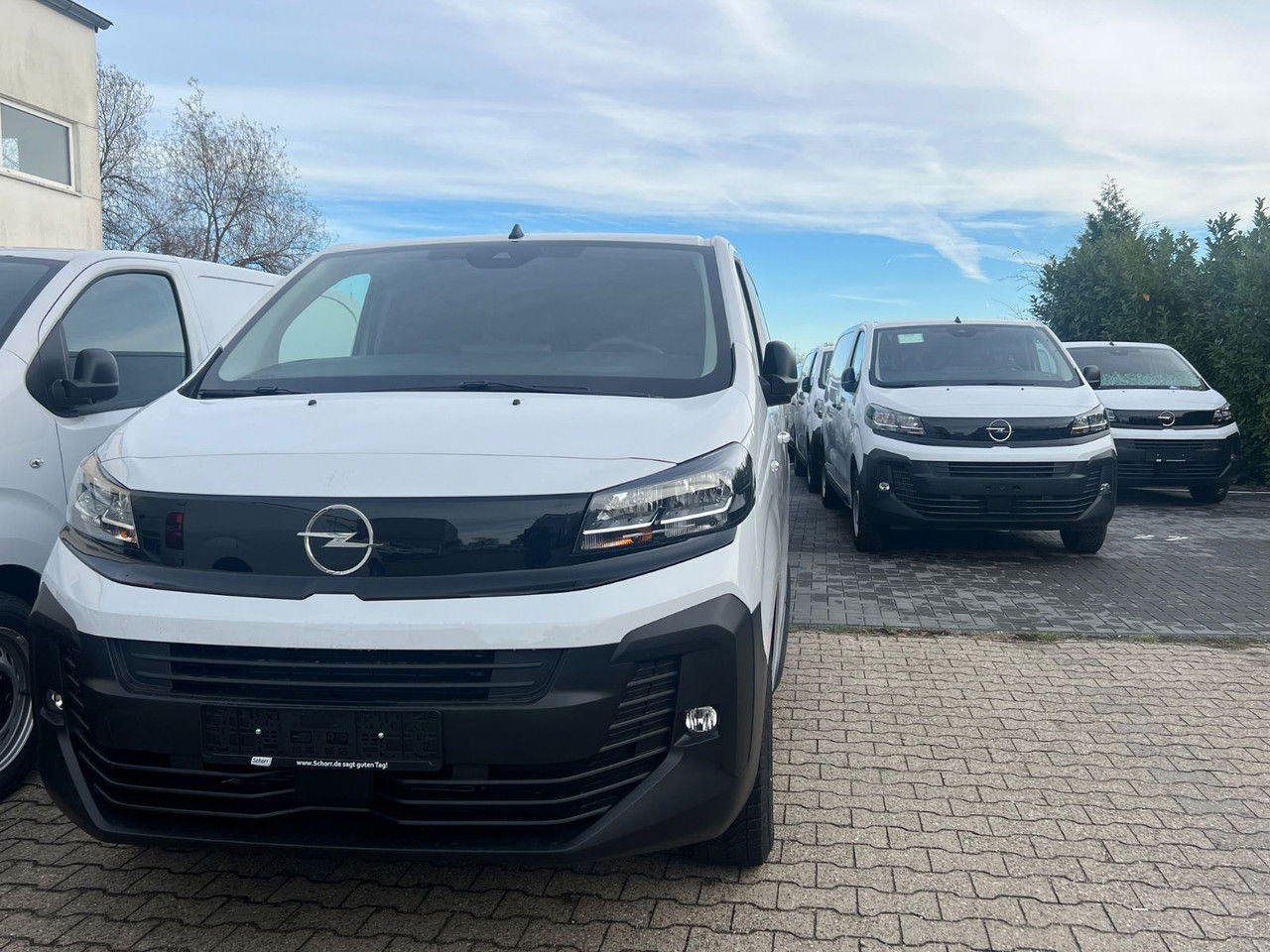 Opel Vivaro L2 H1 Allwetter AHK Rückfahrkam - Суцільнометалевий фургон: фото 2 Opel Vivaro L2 H1 Allwetter AHK Rückfahrkam - Суцільнометалевий фургон: фото 2