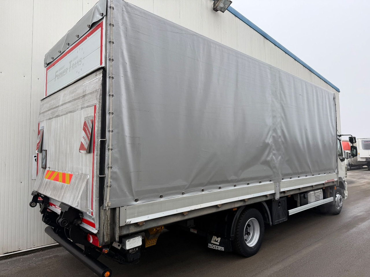 DAF LF 260 2T LBW TÜV neu - Тентована вантажівка: фото 4 DAF LF 260 2T LBW TÜV neu - Тентована вантажівка: фото 4