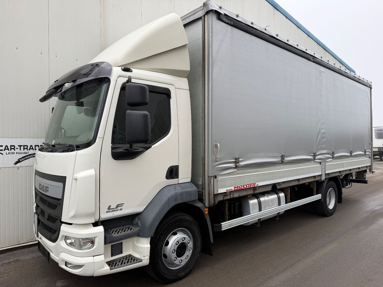 DAF LF 260 2T LBW TÜV neu - Тентована вантажівка: фото 1 DAF LF 260 2T LBW TÜV neu - Тентована вантажівка: фото 1