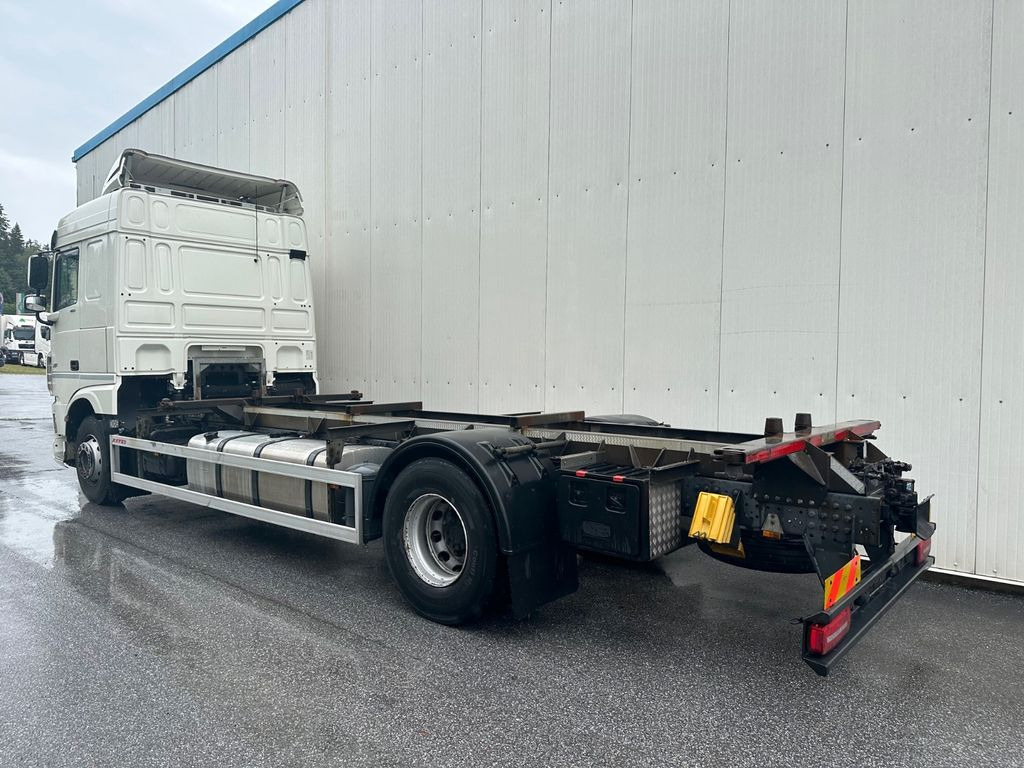 DAF XF 460 SpaceCab Retarder TÜV neu - Контейнеровоз/ Змінний кузов вантажівка: фото 4 DAF XF 460 SpaceCab Retarder TÜV neu - Контейнеровоз/ Змінний кузов вантажівка: фото 4