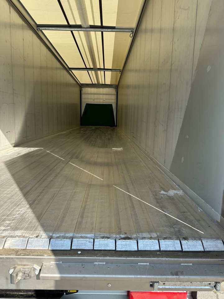 Kraker CF-200ZL Lift 92m³ Müllplane - З рухомою підлогою напівпричіп: фото 5 Kraker CF-200ZL Lift 92m³ Müllplane - З рухомою підлогою напівпричіп: фото 5