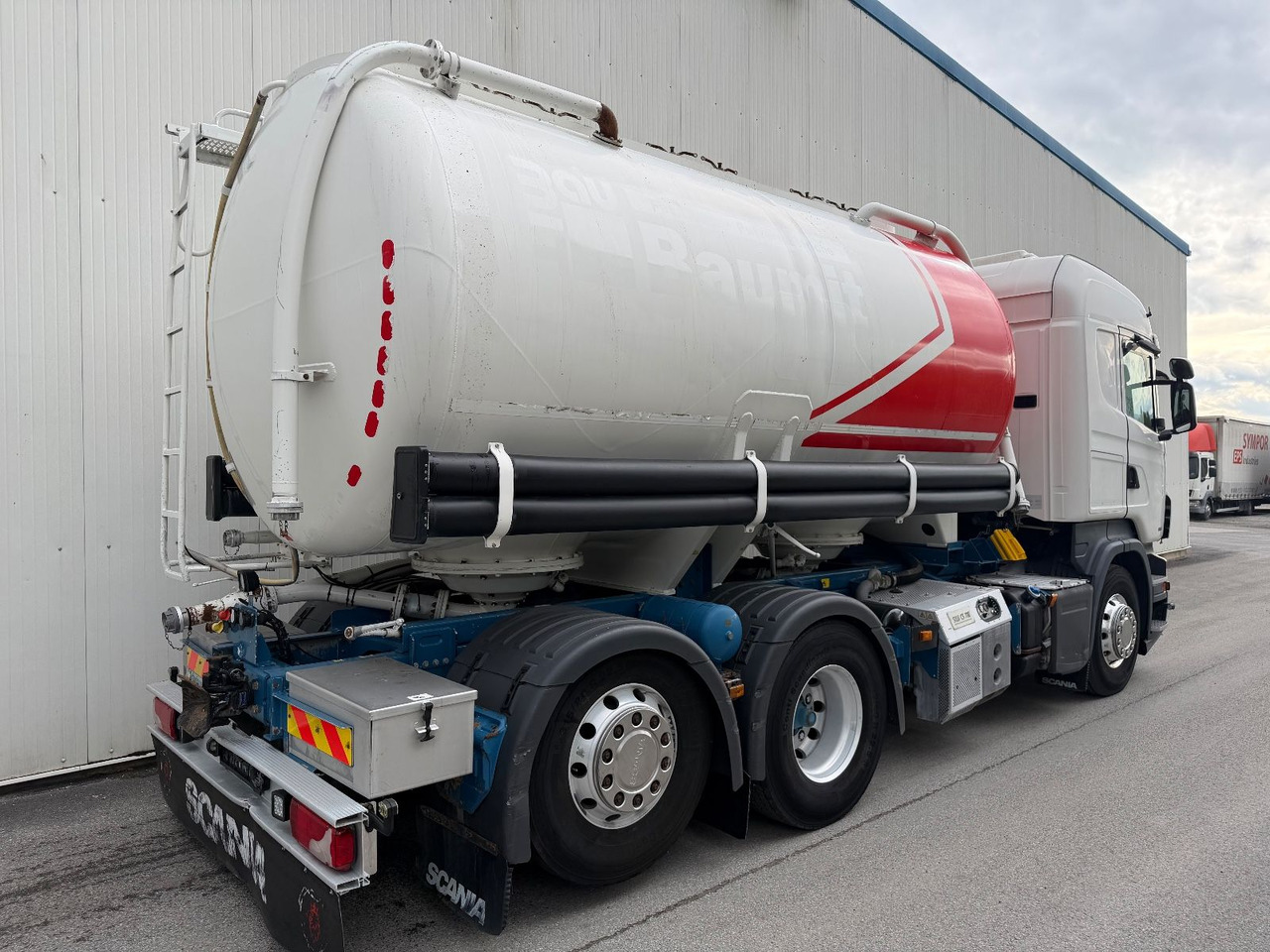 Scania R 480 Opticruise Highline Retarder PTO Standklim - Асенізатори: фото 4 Scania R 480 Opticruise Highline Retarder PTO Standklim - Асенізатори: фото 4