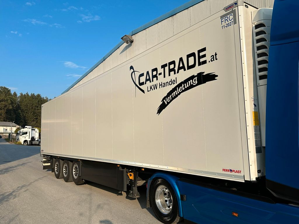 Schmitz Cargobull SKO 24 Cool V7 Pharma DoppelStock Trennwand - Рефрижератор напівпричіп: фото 2 Schmitz Cargobull SKO 24 Cool V7 Pharma DoppelStock Trennwand - Рефрижератор напівпричіп: фото 2