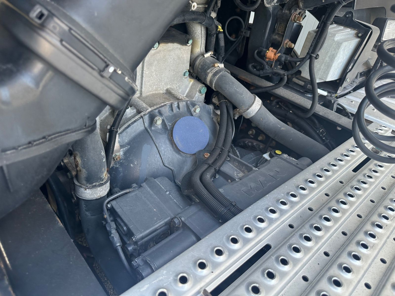 MAN TGX 18.460 XXL Intarder/Standklima - Тягач: фото 5 MAN TGX 18.460 XXL Intarder/Standklima - Тягач: фото 5