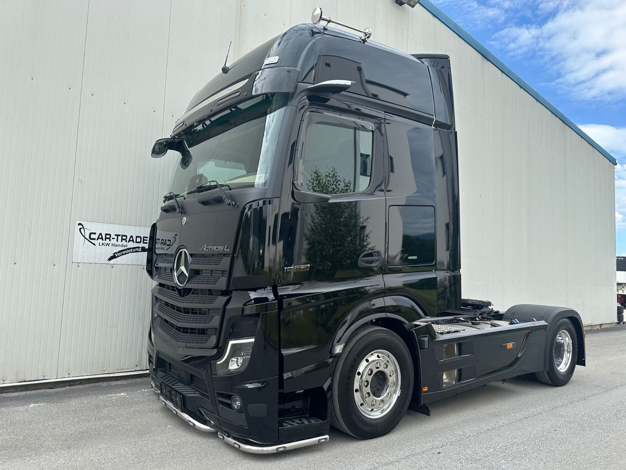 Mercedes-Benz Actros 1863 Final Edition Vollausstattung - Тягач: фото 1 Mercedes-Benz Actros 1863 Final Edition Vollausstattung - Тягач: фото 1