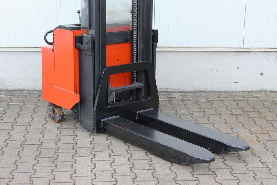 BT LSV1250 - 3400mm - Штабелер: фото 5 BT LSV1250 - 3400mm - Штабелер: фото 5