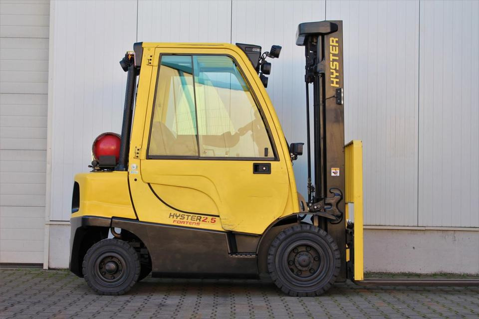 HYSTER H2.5FT Gas 2500kg Kabine 2018 Stapler UVV ✅ - Газовий навантажувач: фото 5 HYSTER H2.5FT Gas 2500kg Kabine 2018 Stapler UVV ✅ - Газовий навантажувач: фото 5
