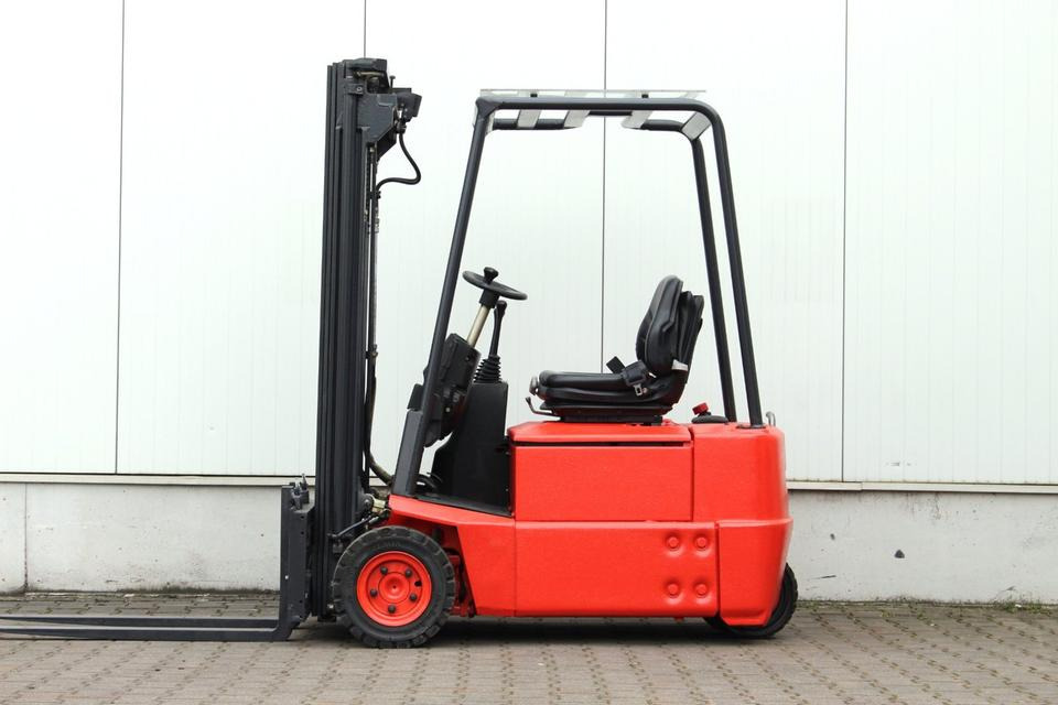 LINDE E15Z-02 Triplex 4,7m - Електронавантажувач: фото 5 LINDE E15Z-02 Triplex 4,7m - Електронавантажувач: фото 5