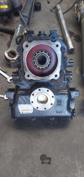 Corraro skrzynia biegów TB172 - Коробка передач та запчастини в категорії Будівельна техніка: фото 1 Corraro skrzynia biegów TB172 - Коробка передач та запчастини в категорії Будівельна техніка: фото 1