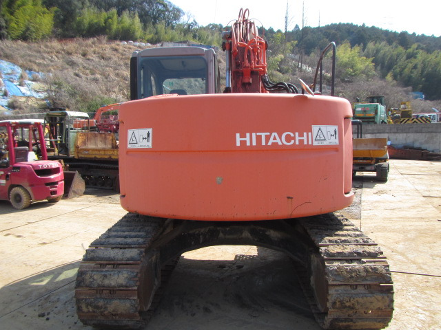 HITACHI ZX135USK - Гусеничний екскаватор: фото 3 HITACHI ZX135USK - Гусеничний екскаватор: фото 3