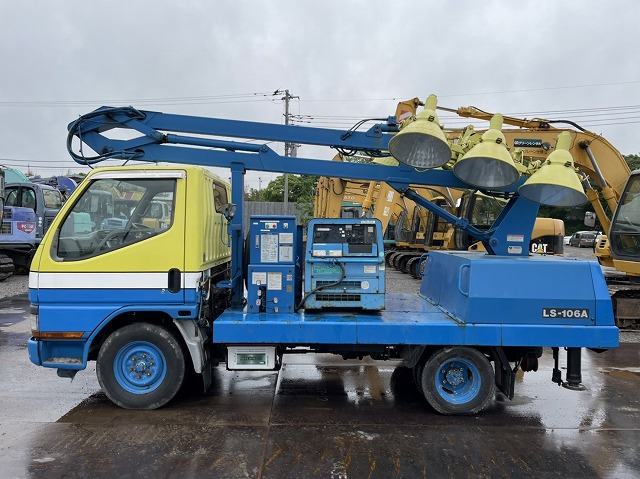 TADANO LS-106A - Освітлювальна вежа, Вантажівка: фото 5 TADANO LS-106A - Освітлювальна вежа, Вантажівка: фото 5