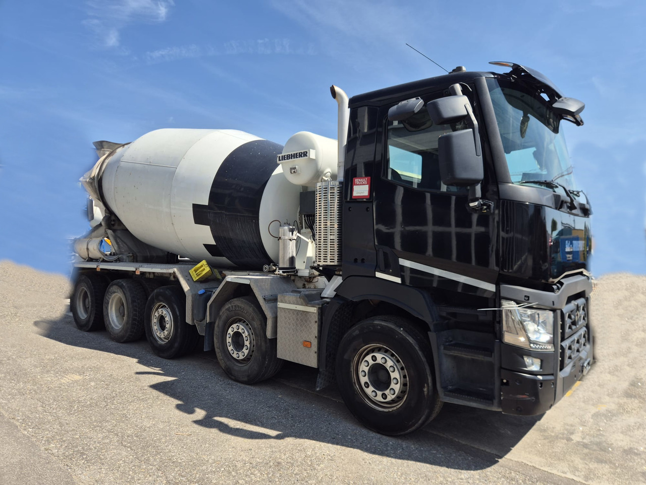RENAULT C520 10x4 Betonmischer Liebherr  10 m3 - Автобетонозмішувач: фото 1 RENAULT C520 10x4 Betonmischer Liebherr  10 m3 - Автобетонозмішувач: фото 1