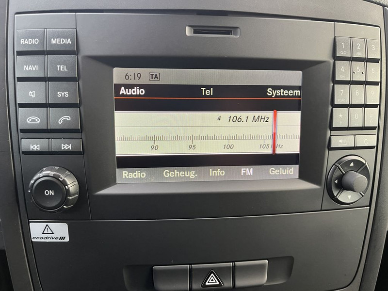 Легковий фургон Mercedes-Benz Vito 111 CDI 115pk E6 XL Extra Lang 3p Lease €286 p/m, Airco, Camera, laadbrug, onderhoudshistorie aanwezig: фото 15 Легковий фургон Mercedes-Benz Vito 111 CDI 115pk E6 XL Extra Lang 3p Lease €286 p/m, Airco, Camera, laadbrug, onderhoudshistorie aanwezig: фото 15