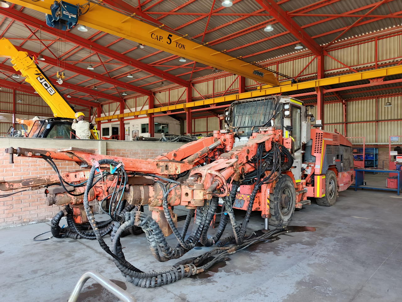 SANDVIK DD321-40C - Гірничодобувна техніка: фото 1 SANDVIK DD321-40C - Гірничодобувна техніка: фото 1