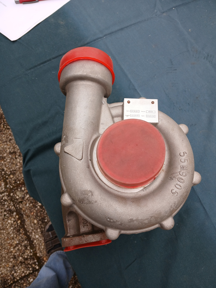 Turbocharger for Mercedes OM 422 - Двигун: фото 3 Turbocharger for Mercedes OM 422 - Двигун: фото 3