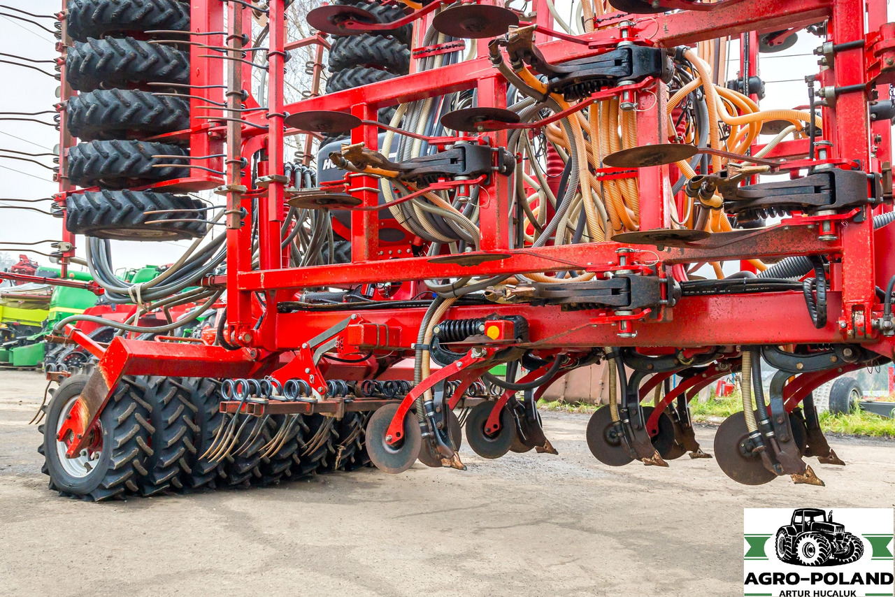 HORSCH 8 SW - 2014 ROK - 1194 H / 3928 HA - NAWOŻENIE - MiniDrill - Посівний комплекс: фото 4 HORSCH 8 SW - 2014 ROK - 1194 H / 3928 HA - NAWOŻENIE - MiniDrill - Посівний комплекс: фото 4