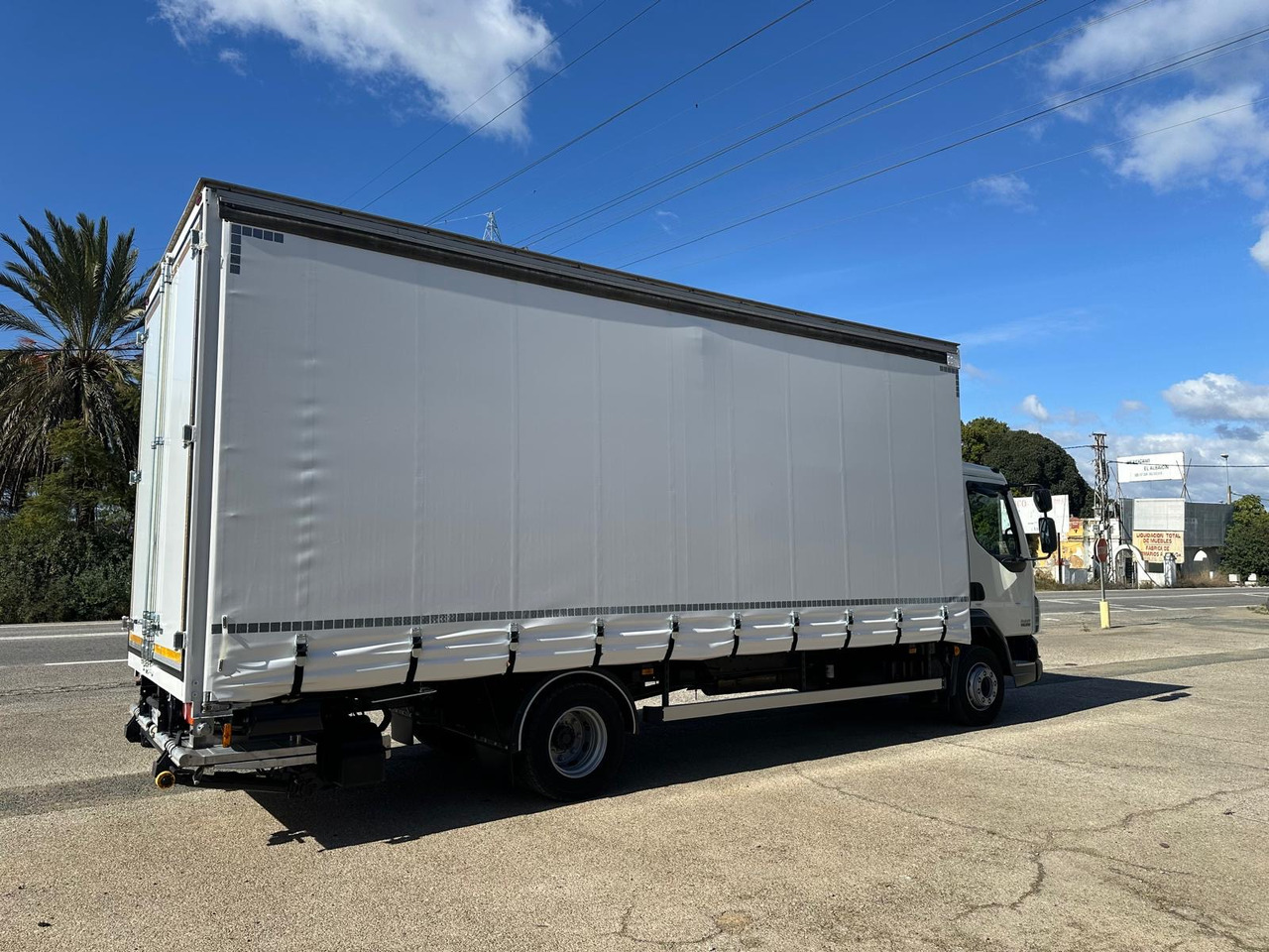 DAF LF 45.250 - Тентована вантажівка: фото 3 DAF LF 45.250 - Тентована вантажівка: фото 3
