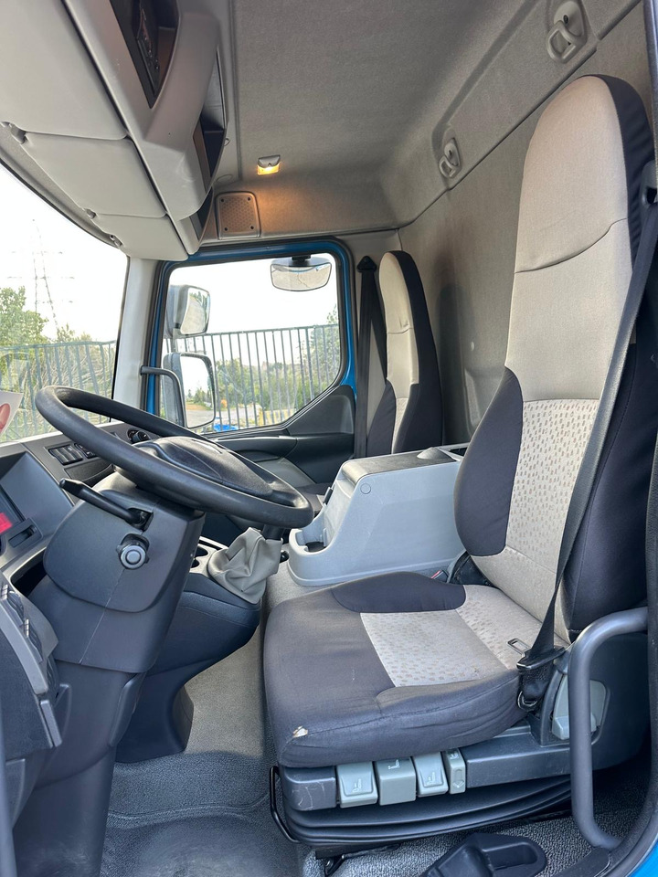 RENAULT midlum 14.220 - Тентована вантажівка: фото 3 RENAULT midlum 14.220 - Тентована вантажівка: фото 3
