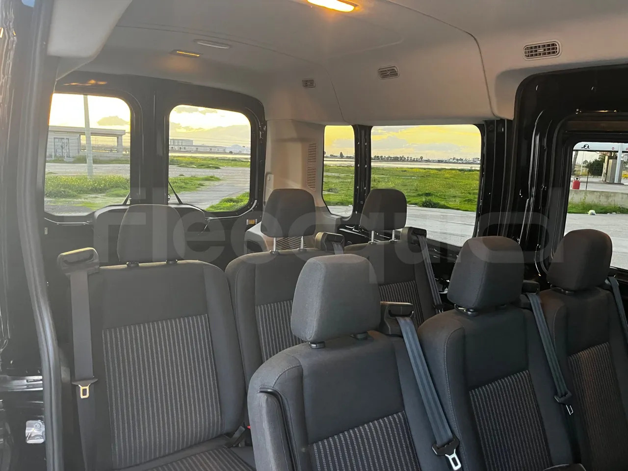 Мікроавтобус, Пасажирський фургон Ford Transit: фото 33 Мікроавтобус, Пасажирський фургон Ford Transit: фото 33