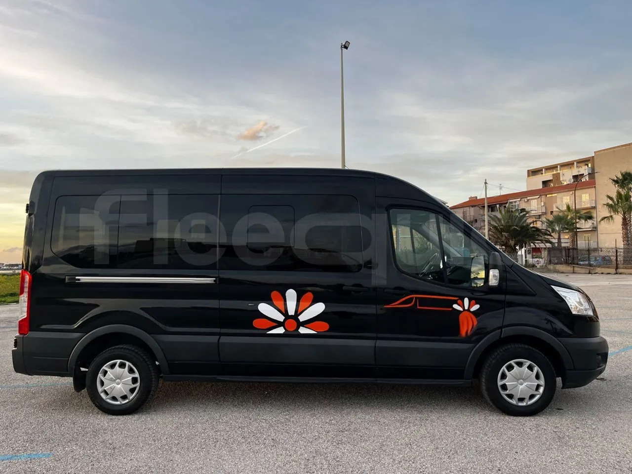 Мікроавтобус, Пасажирський фургон Ford Transit: фото 13 Мікроавтобус, Пасажирський фургон Ford Transit: фото 13