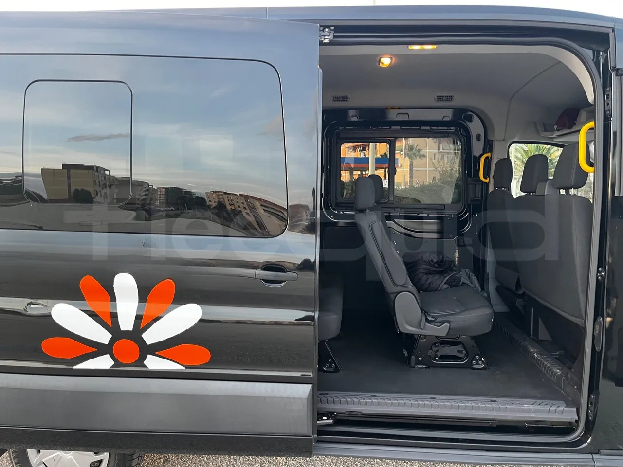 Мікроавтобус, Пасажирський фургон Ford Transit: фото 16 Мікроавтобус, Пасажирський фургон Ford Transit: фото 16