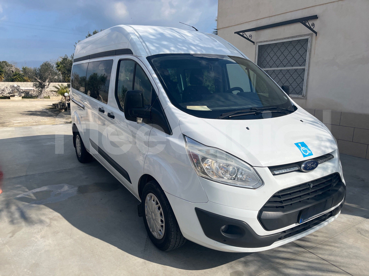 Ford Transit - Мікроавтобус, Пасажирський фургон: фото 1 Ford Transit - Мікроавтобус, Пасажирський фургон: фото 1