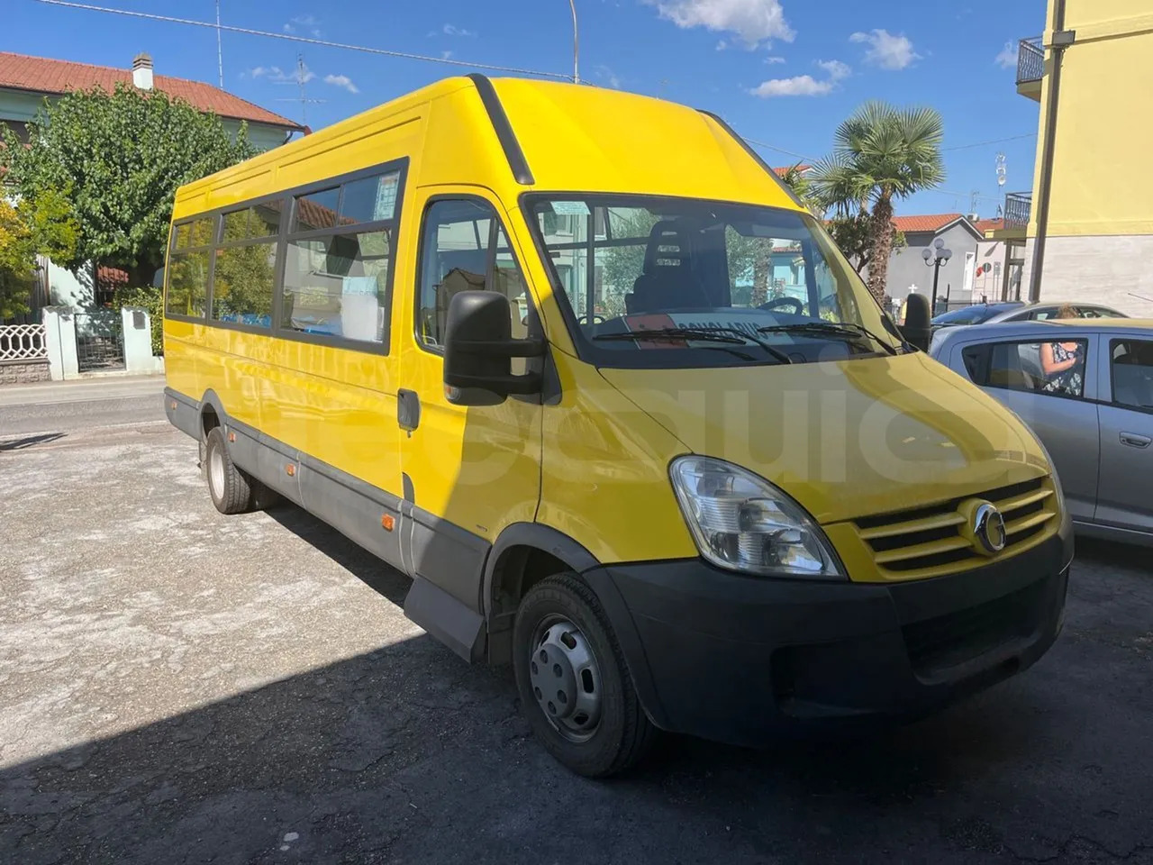 Iveco Daily - Шкільний автобус: фото 1 Iveco Daily - Шкільний автобус: фото 1