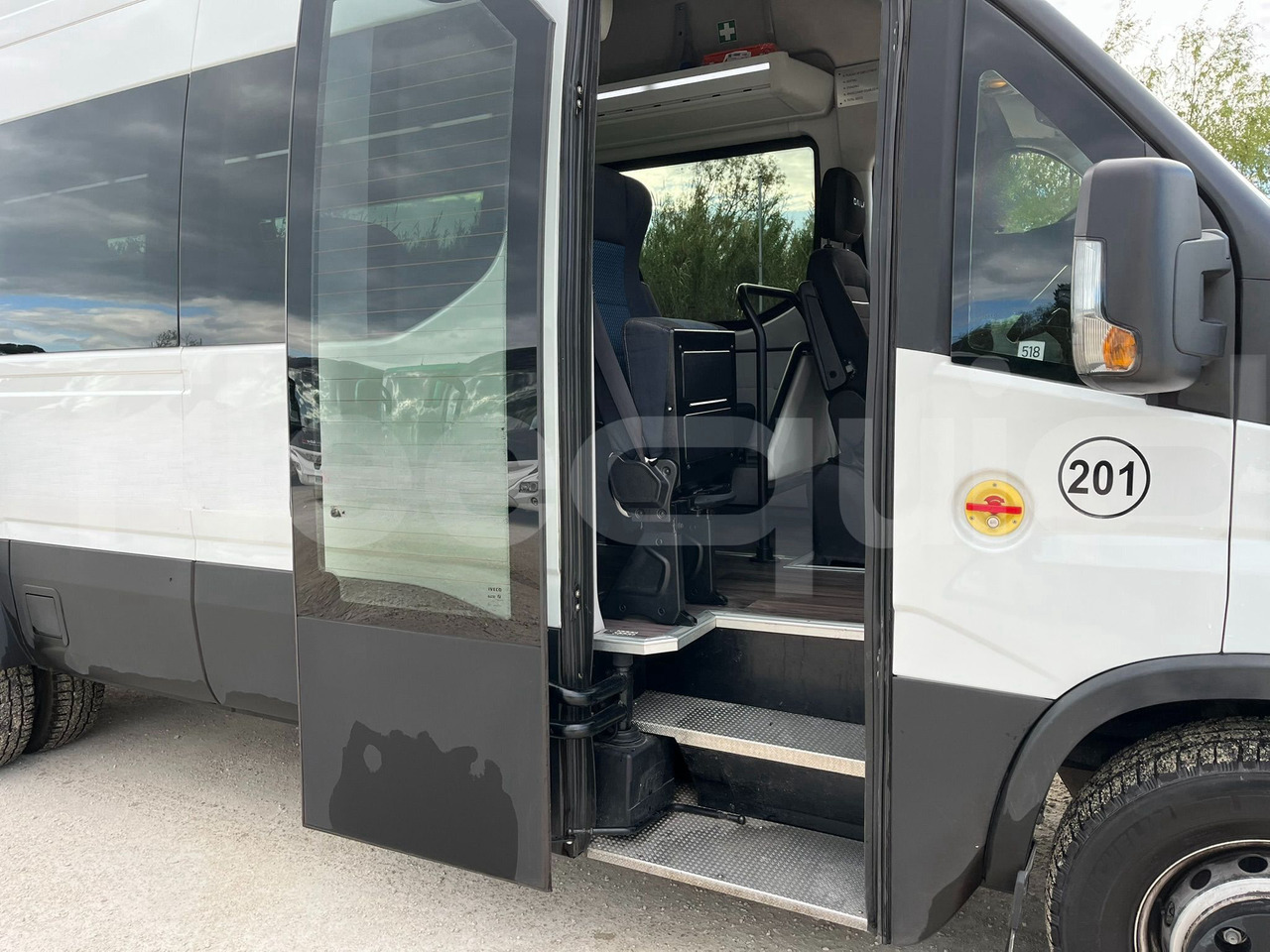 Iveco Daily - Приміський автобус: фото 4 Iveco Daily - Приміський автобус: фото 4