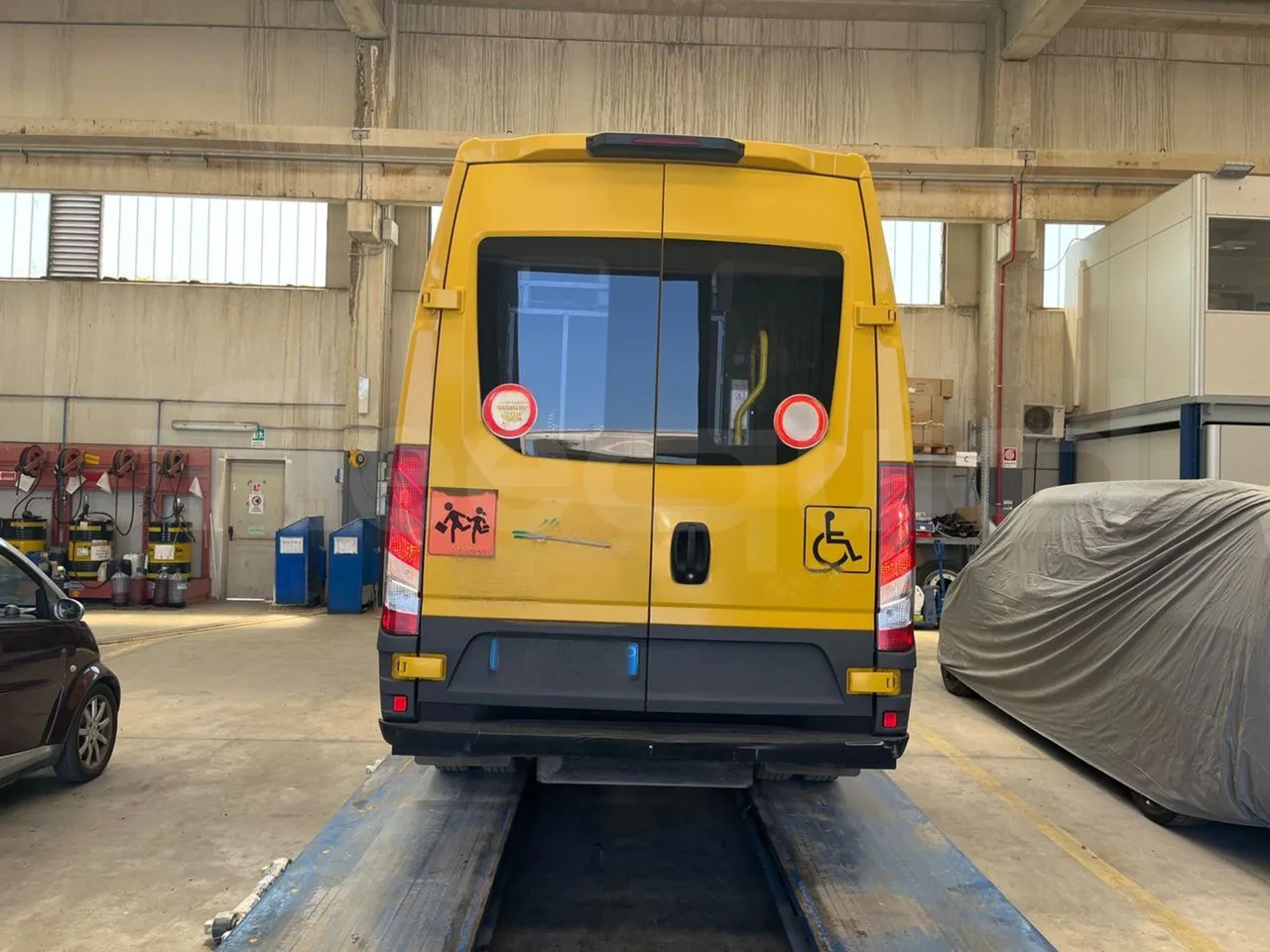 Iveco Daily - Шкільний автобус: фото 5 Iveco Daily - Шкільний автобус: фото 5