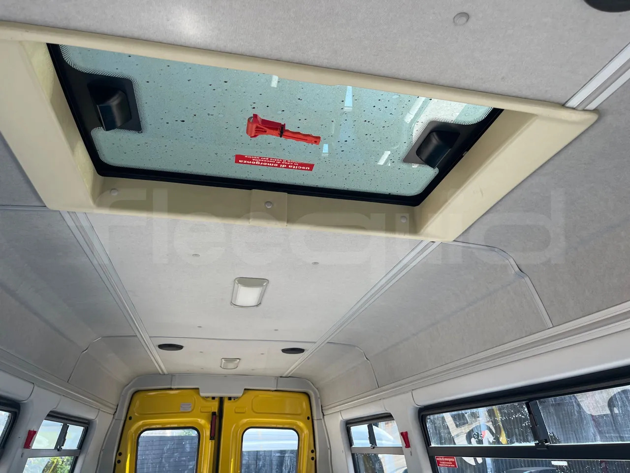 Шкільний автобус Iveco Daily: фото 20 Шкільний автобус Iveco Daily: фото 20