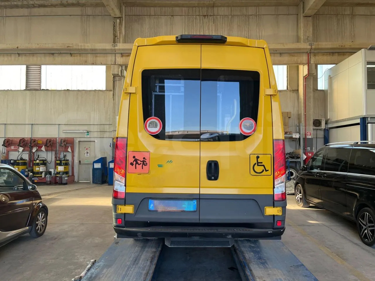 Iveco Daily - Шкільний автобус: фото 5 Iveco Daily - Шкільний автобус: фото 5